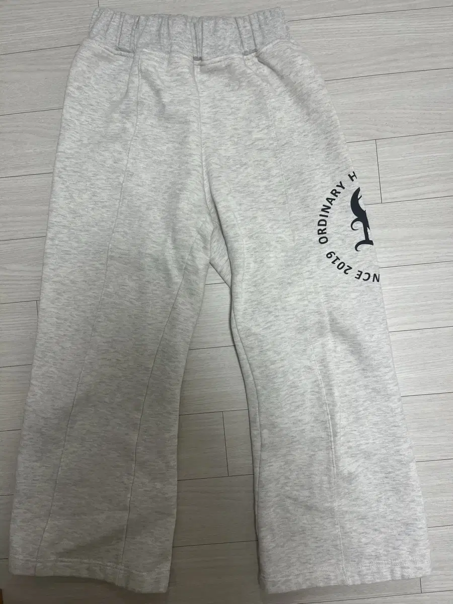 Women's training pants