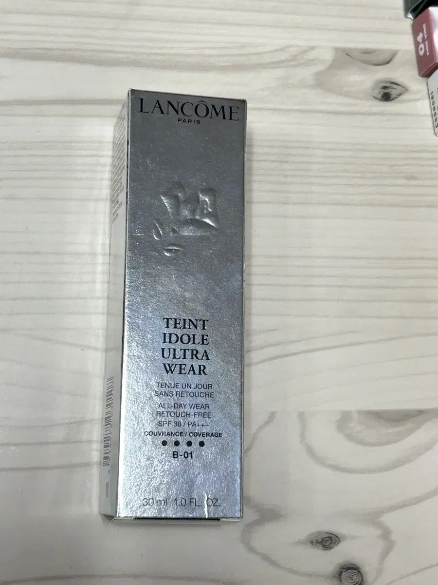 New) Lancôme Teng Idol Ultra Wear Foundation B-01