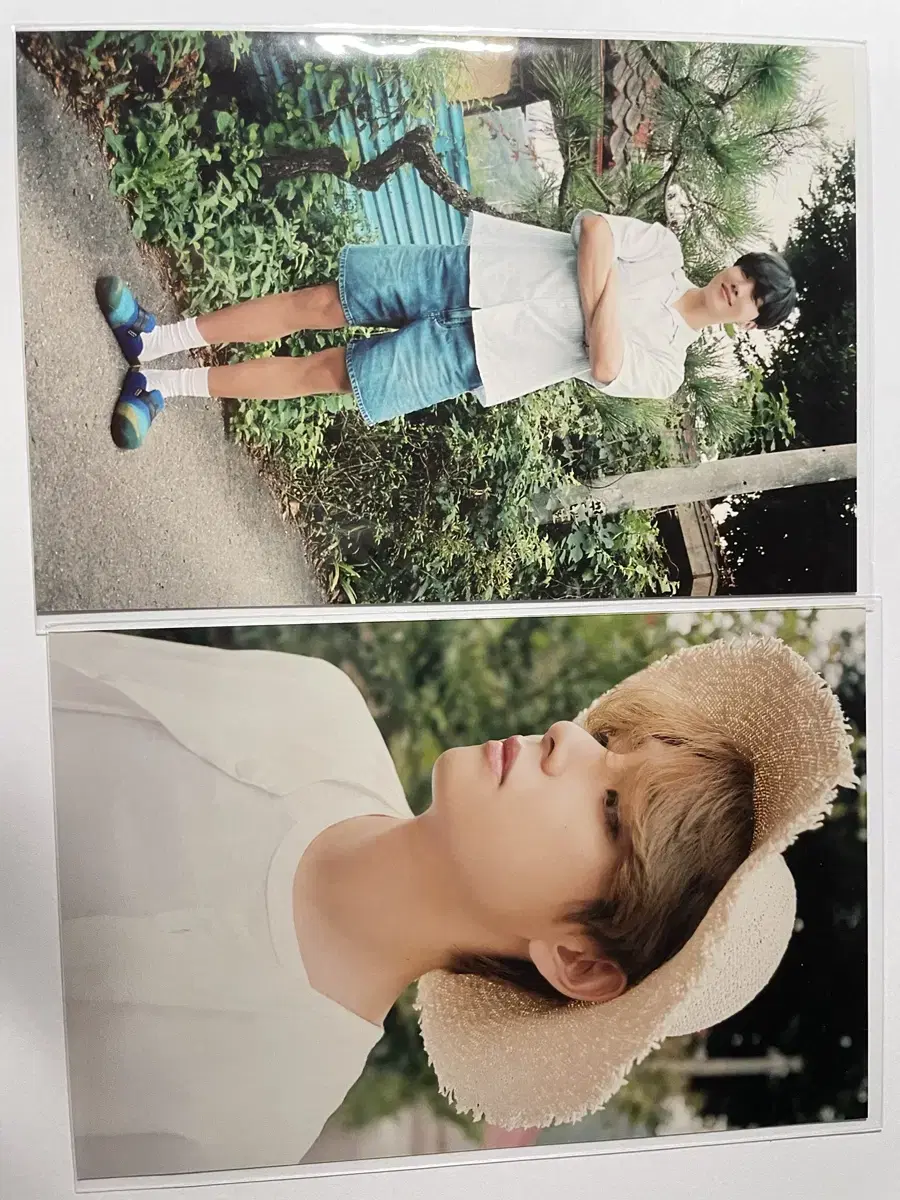 Taehyung (V), Ho-seok (J-HOPE) 2021 seasons greetings Sells postcards, photo card books