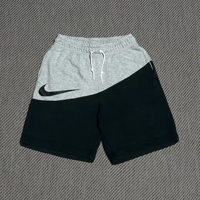 [ M ] Nike 나이키 빅스우시 배색 반바지