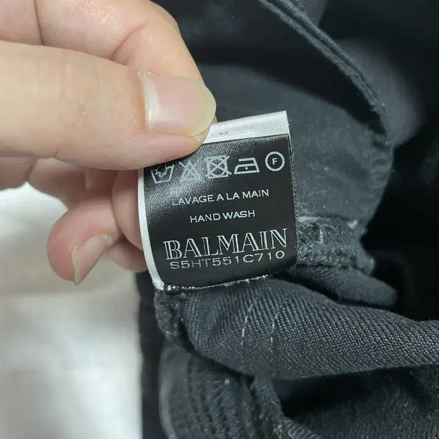 [29]정품 Balmain 발망 블랙 왁싱 슬림바이커진