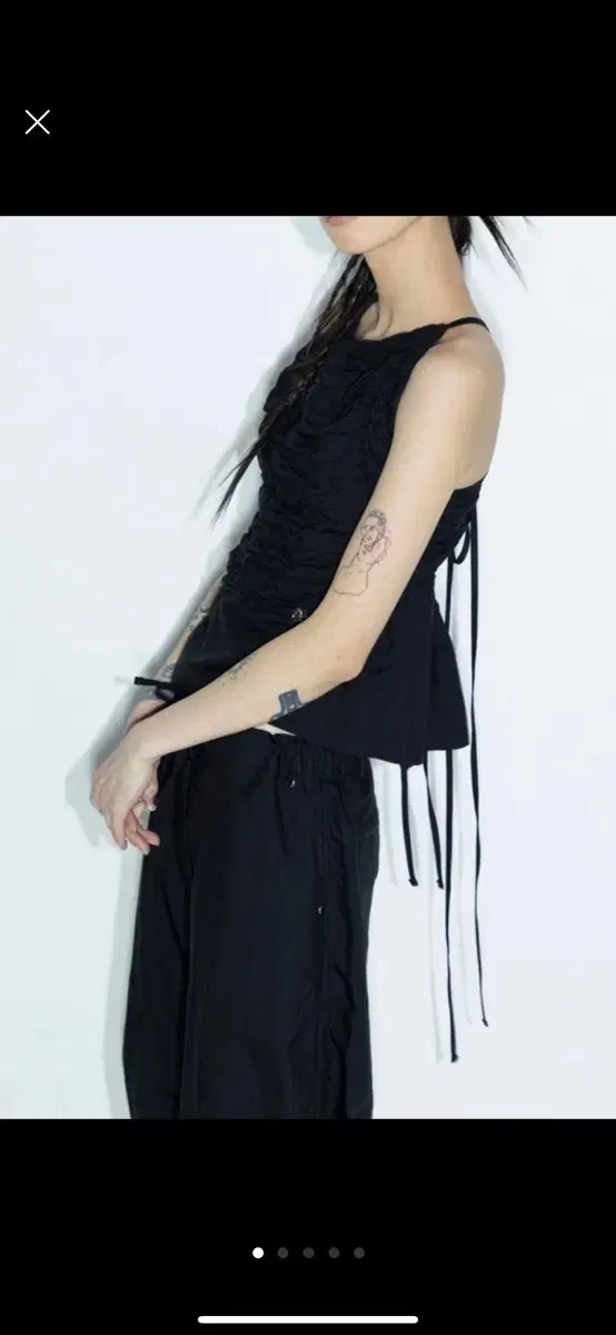 Kimmy DeYoung Sleeveless Black