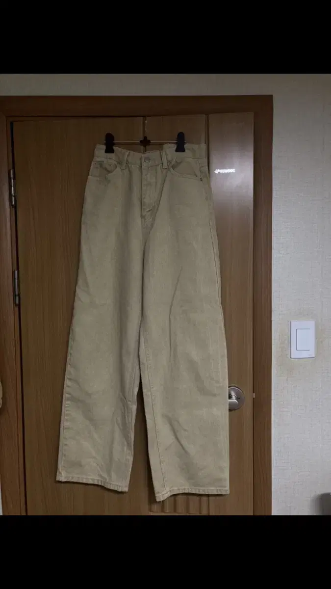 Beige Wide Leg Pants New Perfume