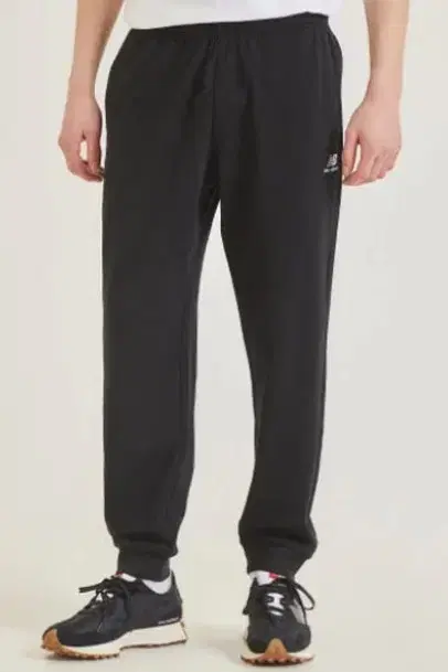 [NEW]New Balance Essential Single Mesh Jogger Pants l