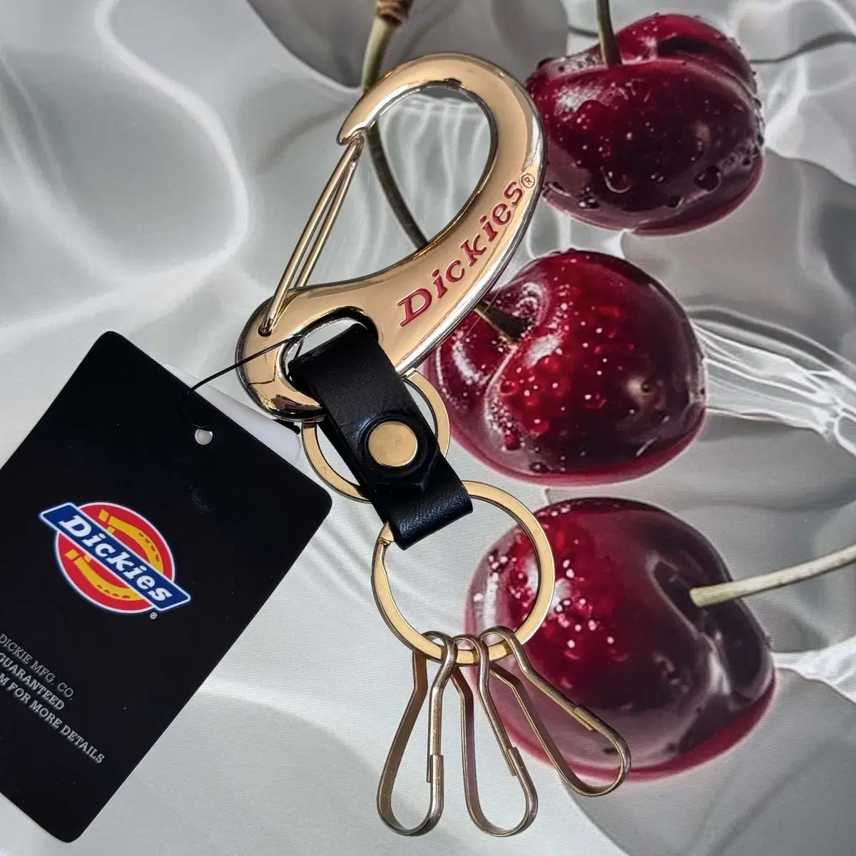 dickies hook keychain 디키즈 후크 키체인