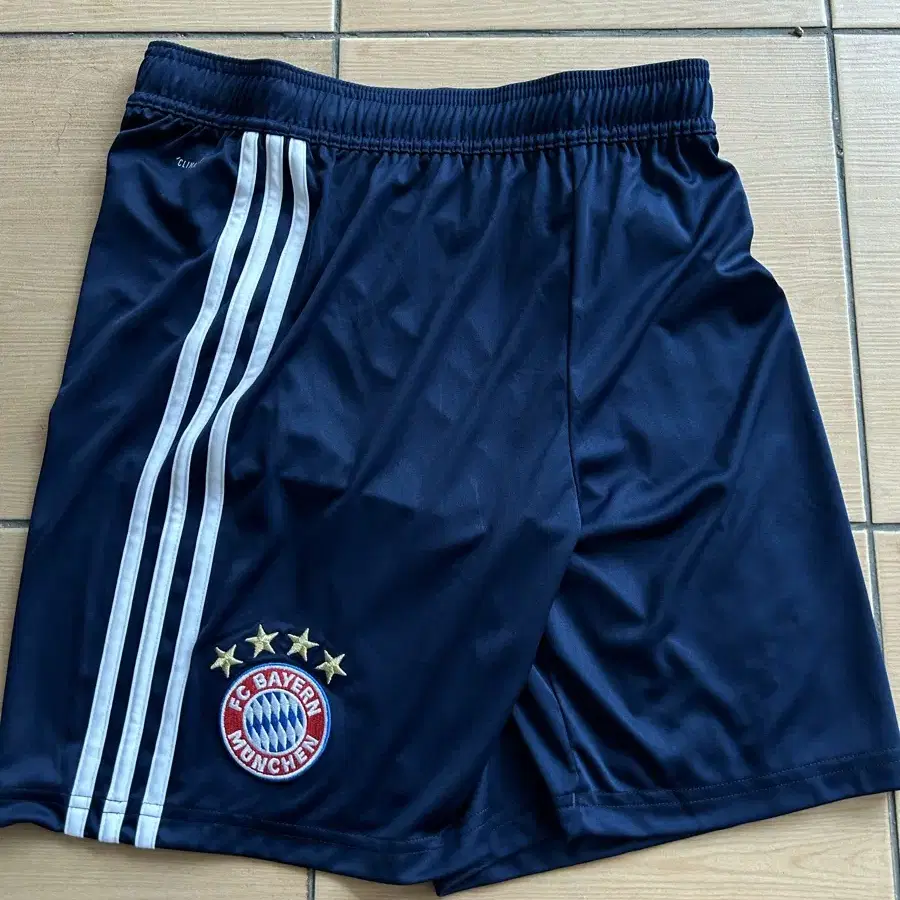 Adidas women shorts