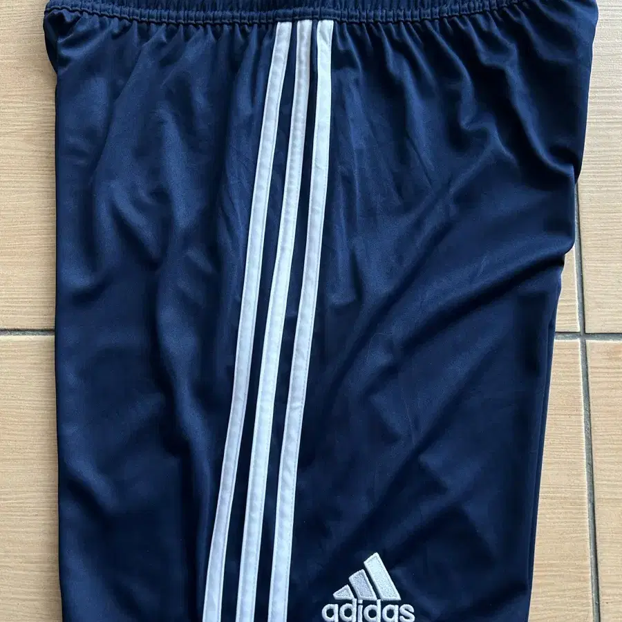 Adidas women shorts