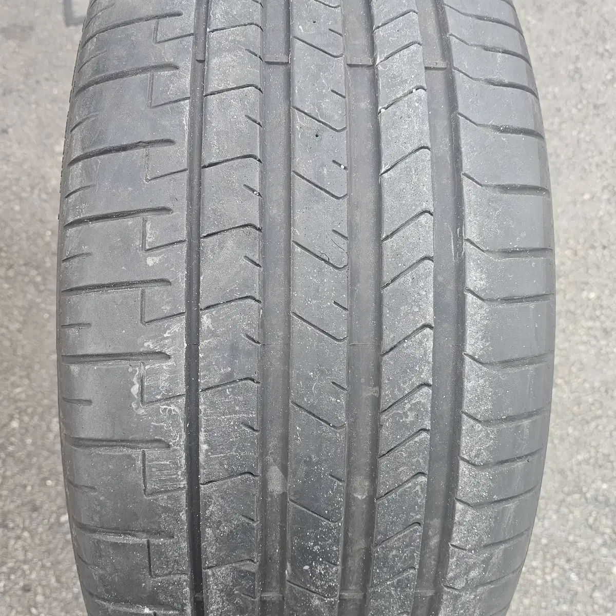 275/40R22   X7 순정 런플랫타이어 1개 판매