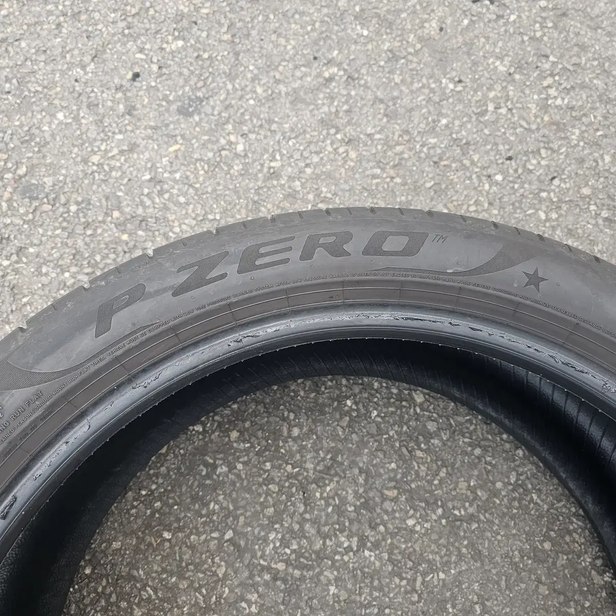 275/40R22   X7 순정 런플랫타이어 1개 판매