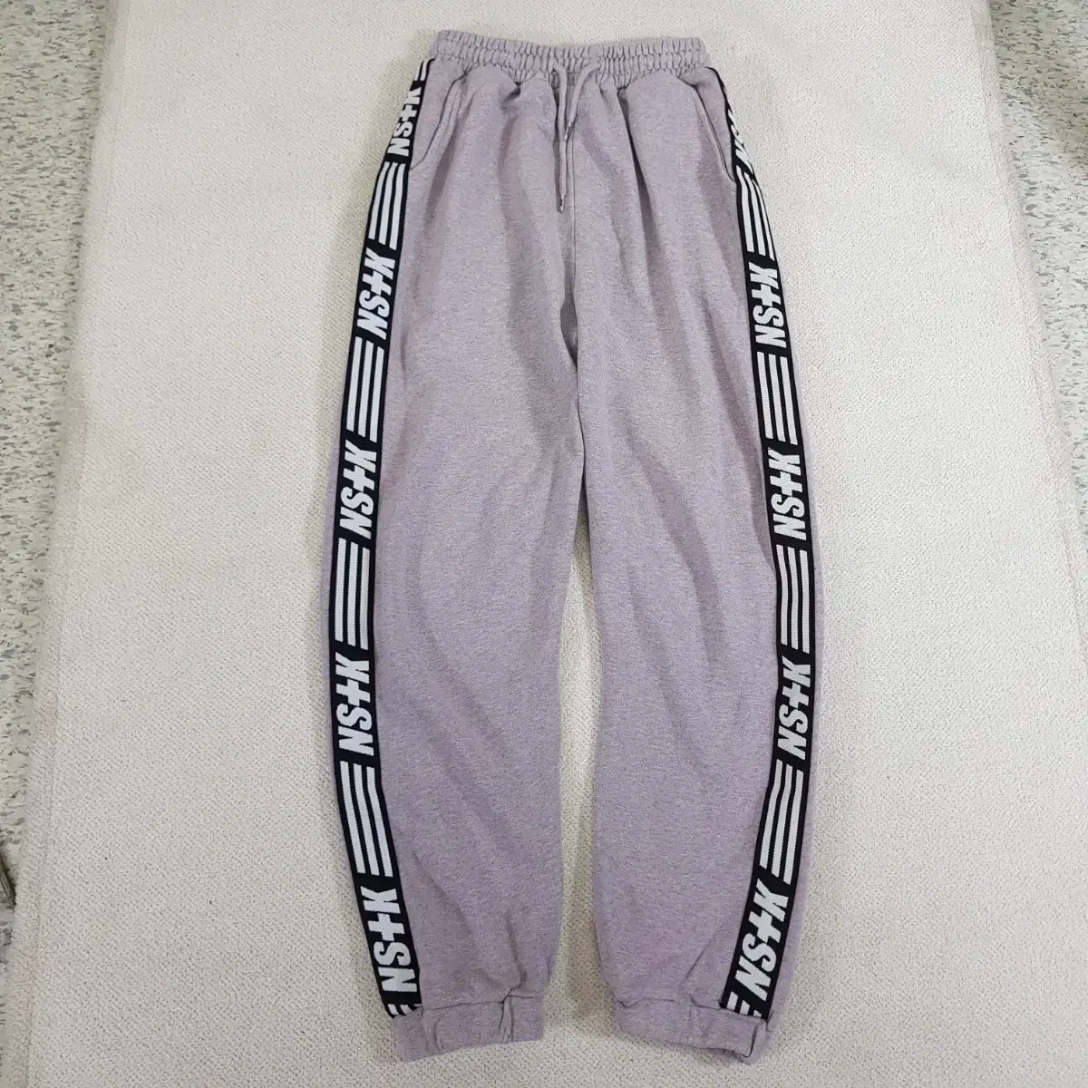 L Nesty Kick Training Jogger Pants