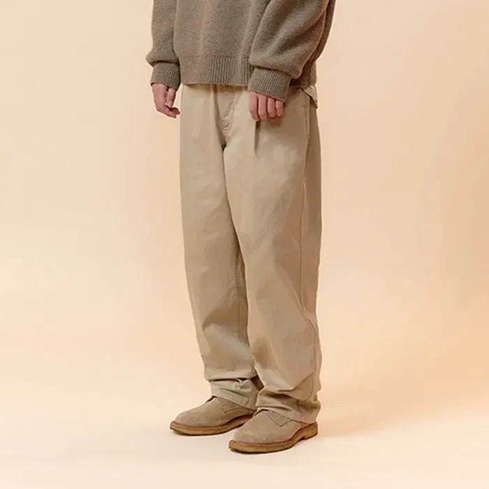 NodeArchive Wide Tapered Chino Pants Light Khaki 1