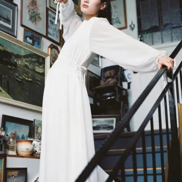 글로니 GOLDEN HOUR MAXI DRESS - White