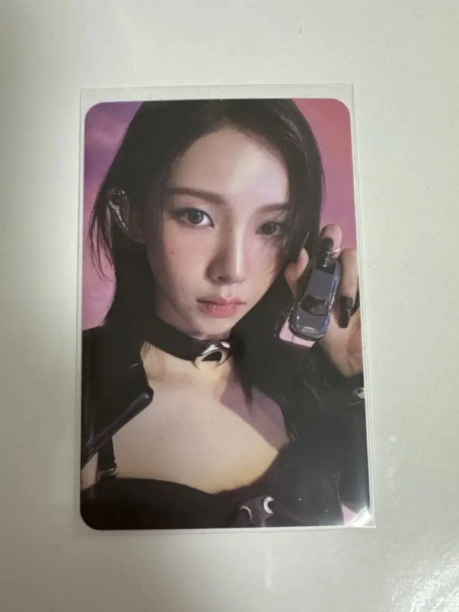 Karina (Drama Giant ver.) photocard sells at