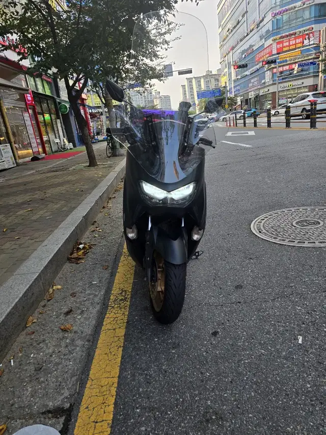 nmax125 23년식 pcx125