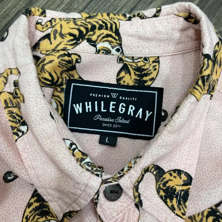 WHILEGRAY 타이거 패턴 하와이안 셔츠