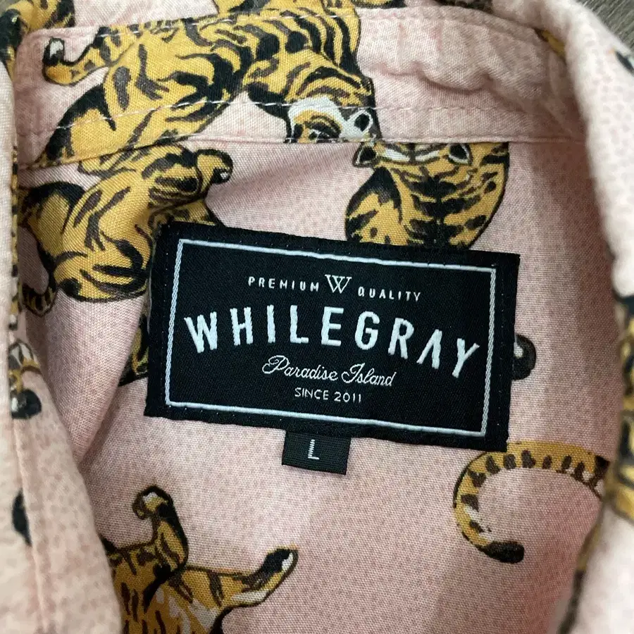 WHILEGRAY 타이거 패턴 하와이안 셔츠