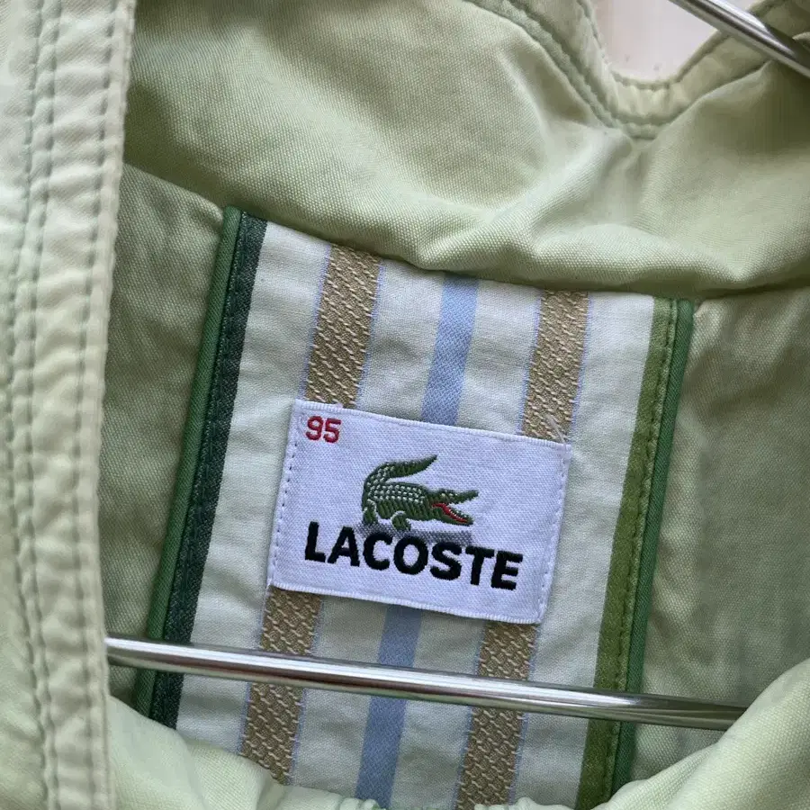 라코스테 메탈 로고 블루종 자켓 멜론 Lacoste