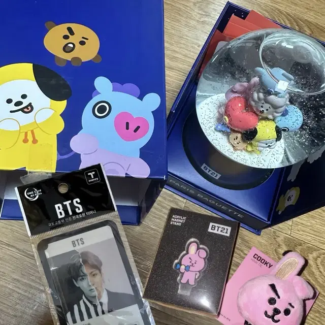 BT21 굿즈 & 정국 교통카드