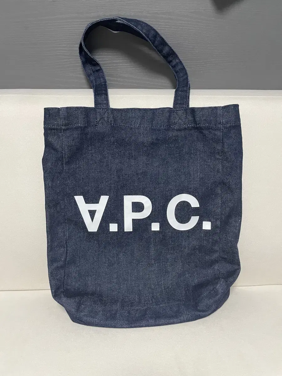 A.P.C 가방