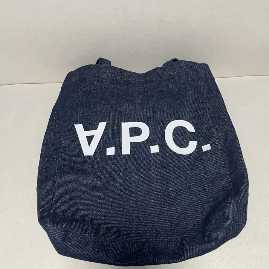 A.P.C 가방