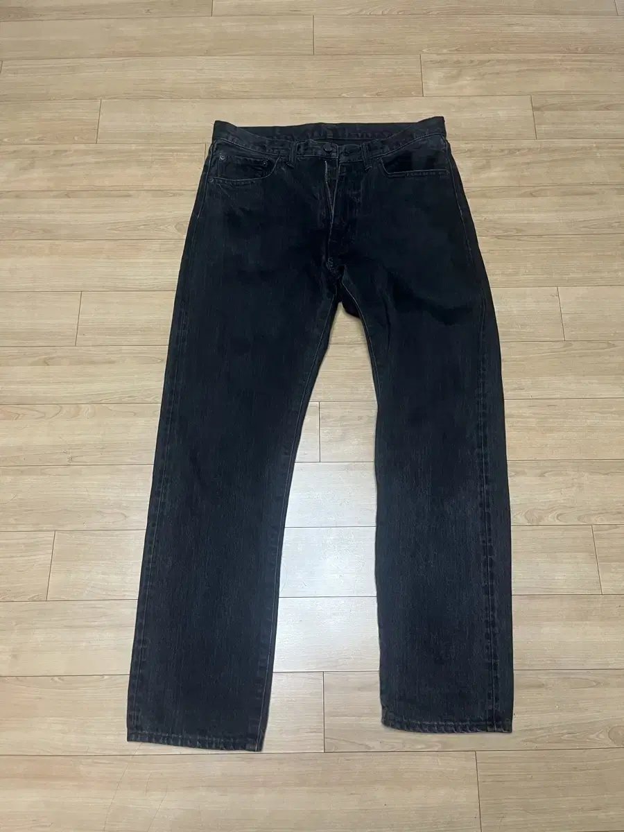 Unused UW0501 Black Denim