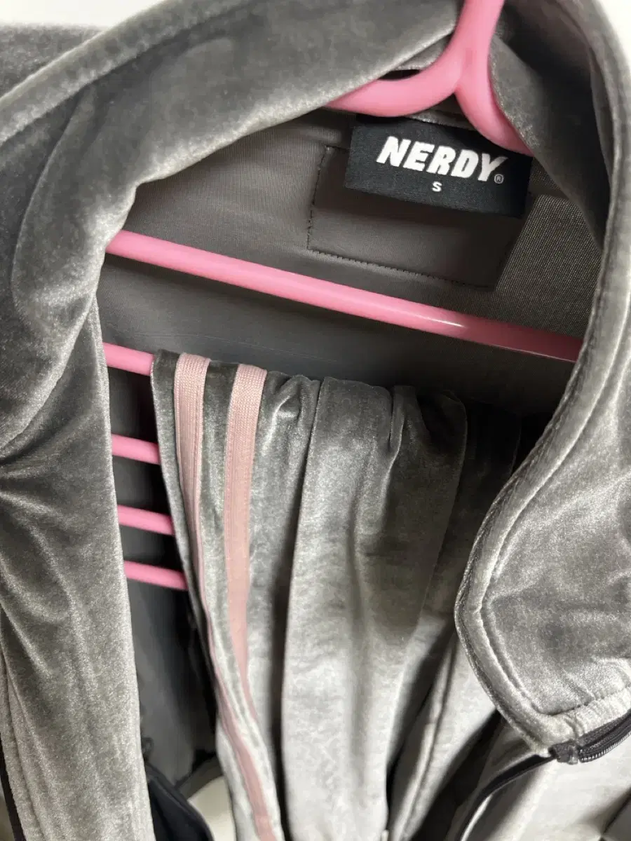 Nudie Velvet Training Gray Pink, Black (last price reduced)