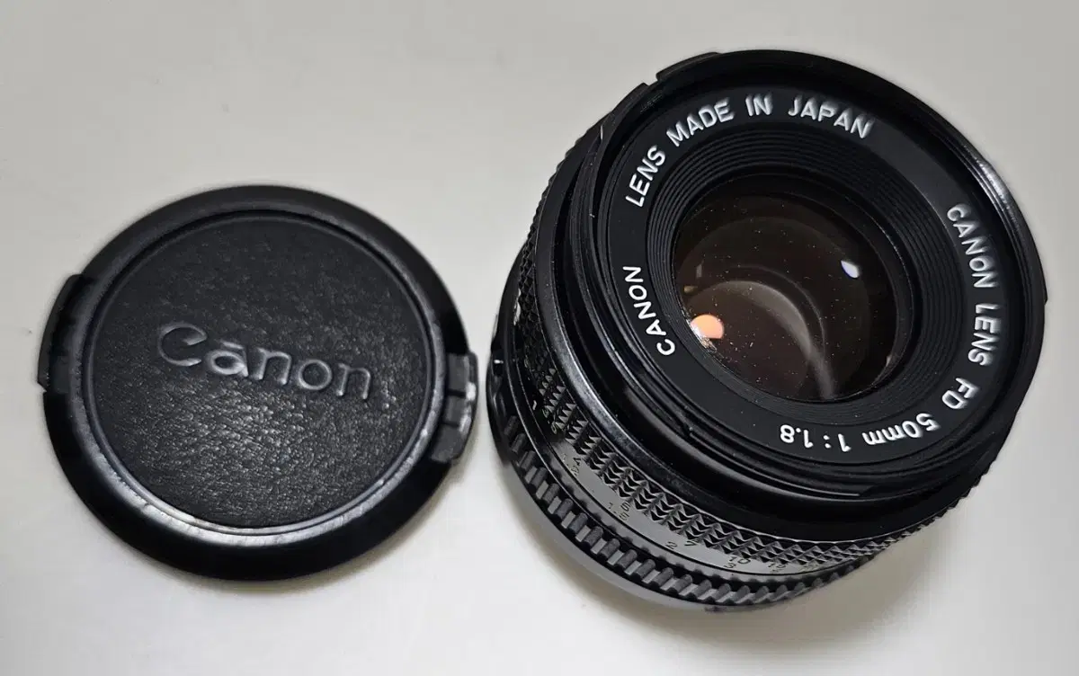 Canon lens FD 50mm 1:1.8