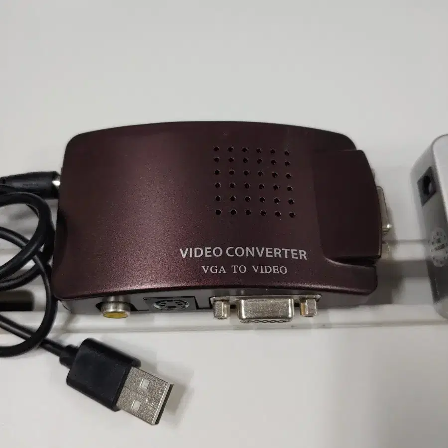 넷메이트 NM-ECR2 VGA to Video 컨버터