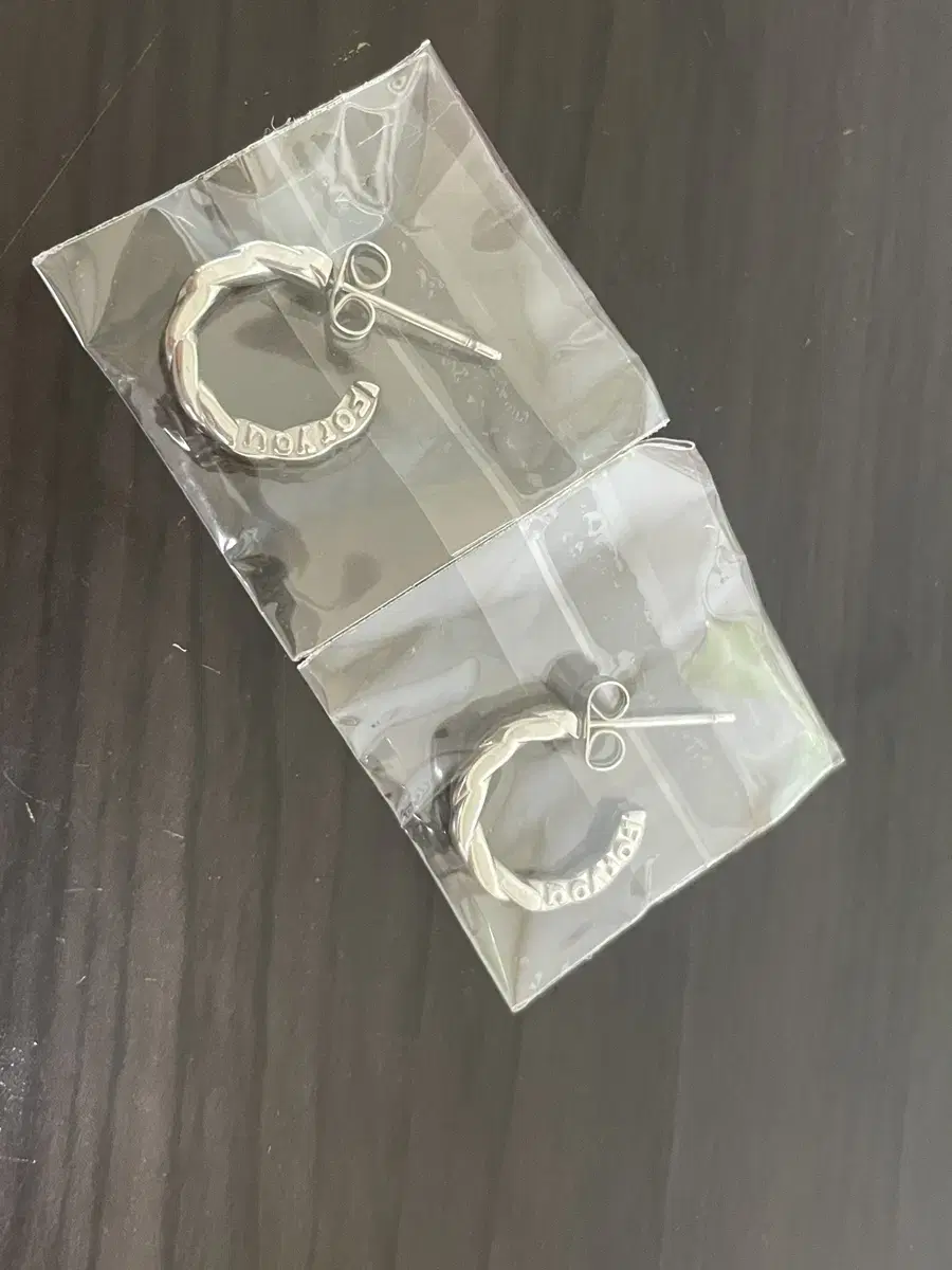 Seventeen wonwoo 8th Anniversary Earrings wts (earrings not used)