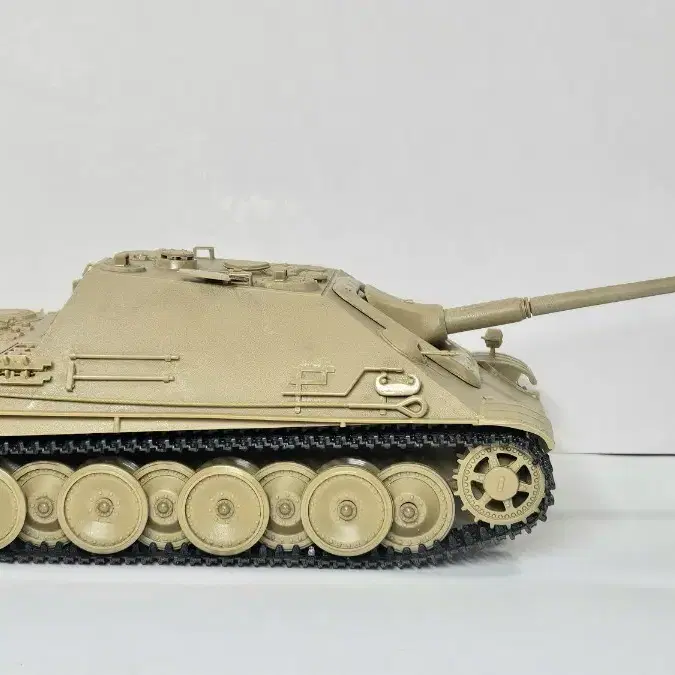 금속제 더블기어 [타미야] 1/35 JAGDPANTHER(조립품)