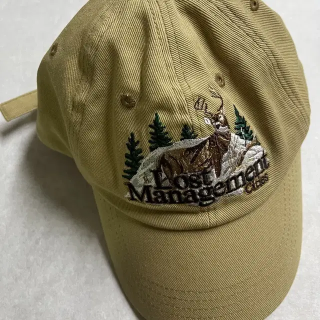 LMC엘엠씨 DEER 6 PANEL beige 캡모자