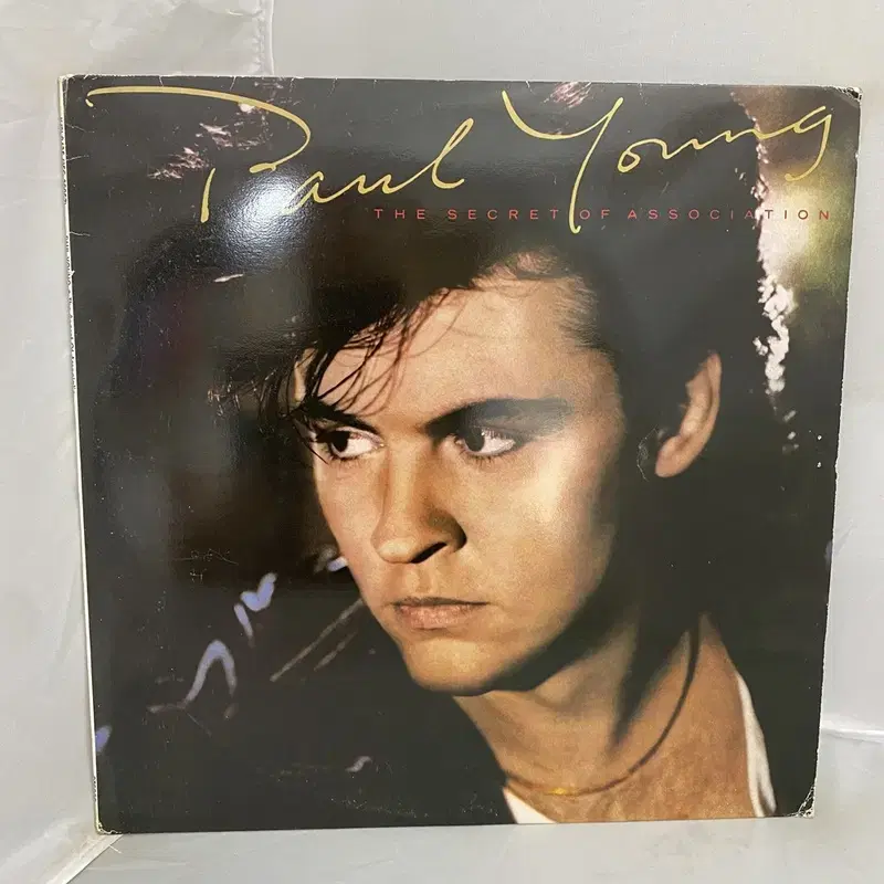 PAUL YOUNG  LP / AA4163