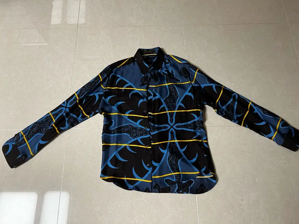 Louis Vuitton shirt