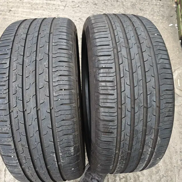 225/45R18   벤츠  순정타이어 2개 판매