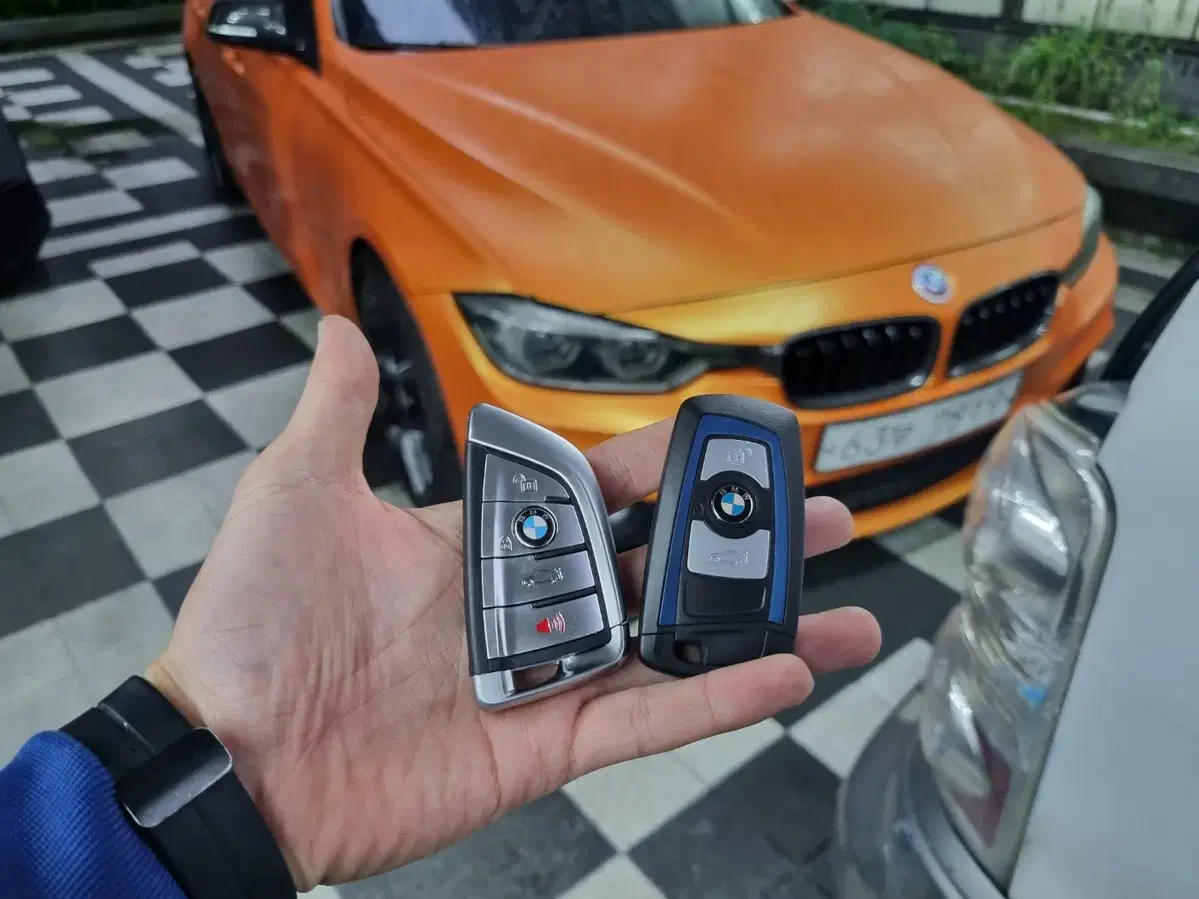 BMW 스페어키 여유분키로 최신형 G바디 칼키 칼날 스마트키 추가 제작