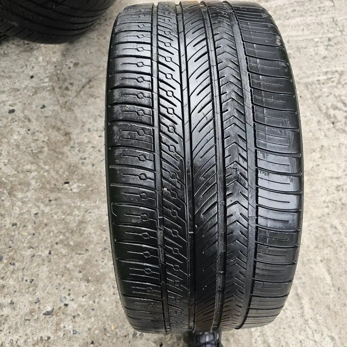 275/40R20  미쉐린타이어  1본 판매