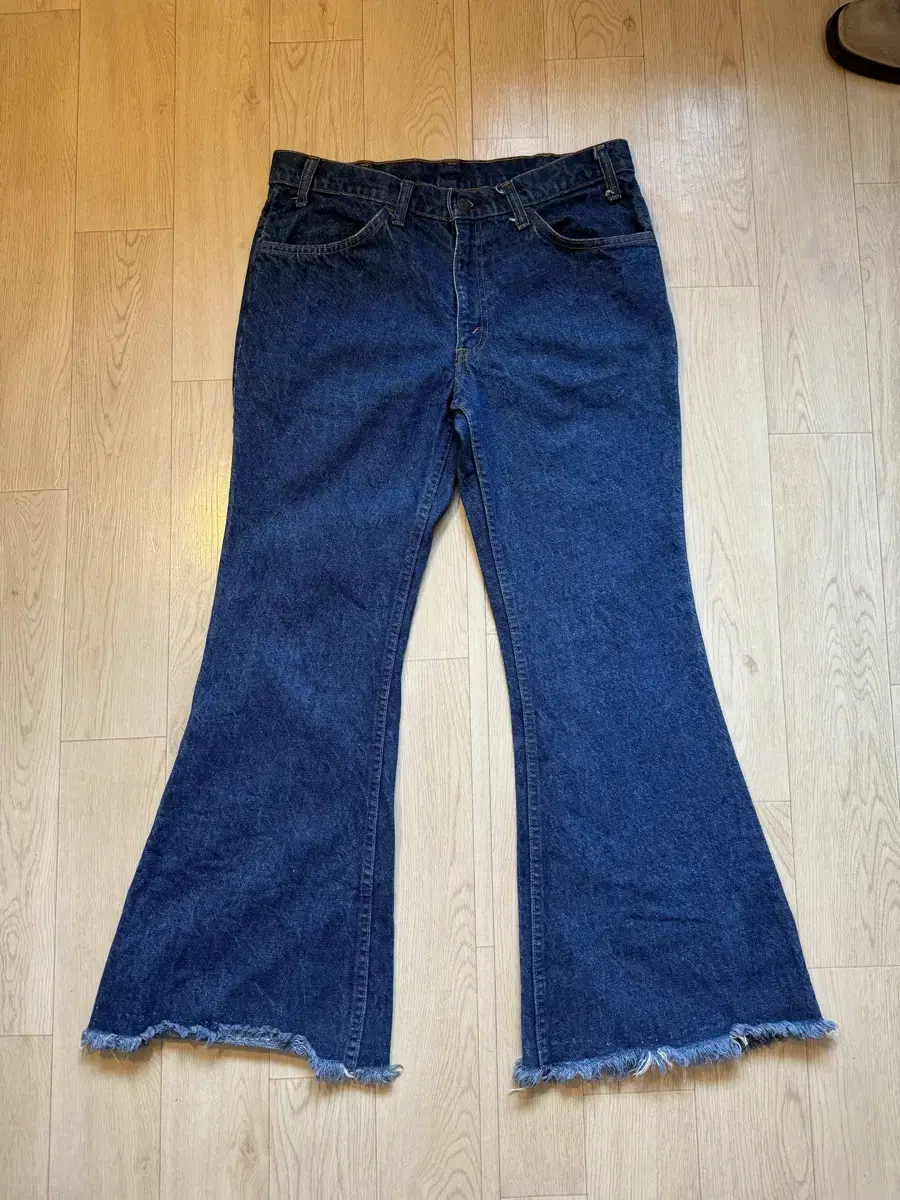 70s Vintage Levi's 684 Belle Bottom Denim