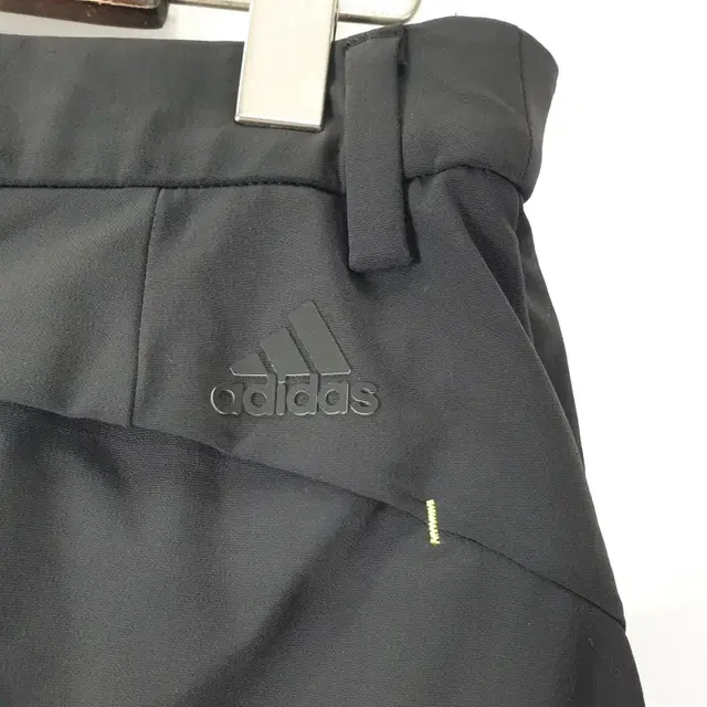 Z5393 ADIDAS CREATORSKORT 미니 스커트 여27인치