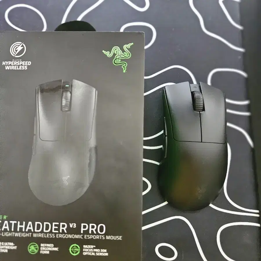 Razer DeathAdder V3 Pro(데브삼) 마우스 팔아요 급처