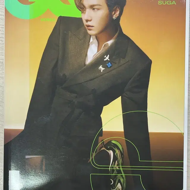 GQ 슈가 표지 화보