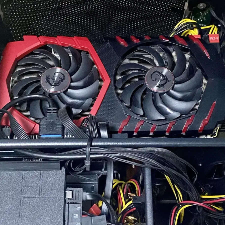 컴퓨터 본체 팝니다. 1600/gtx1080/16g/ssd250