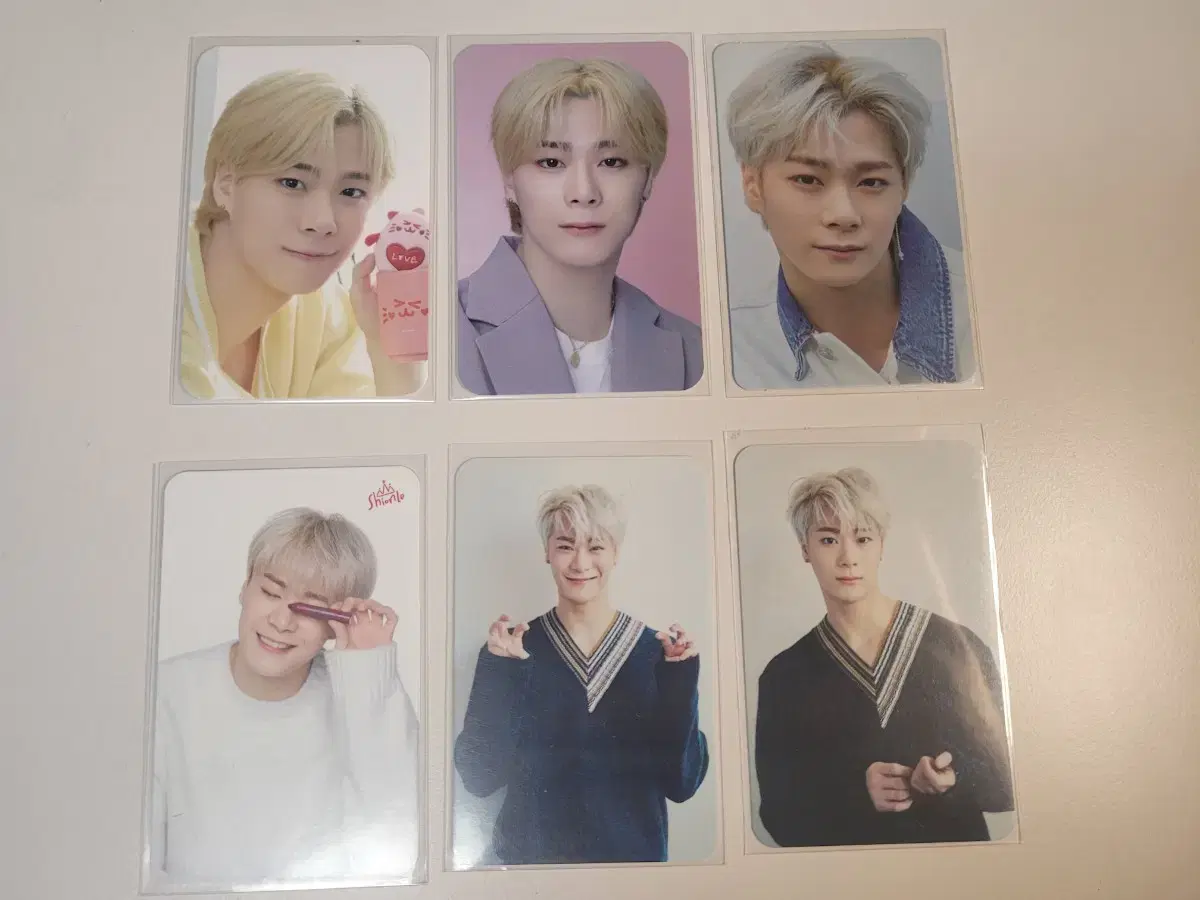 Moonbin Photocard