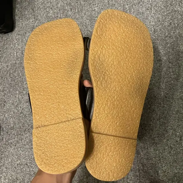 [ Shirter ] wrinkle leather slippers