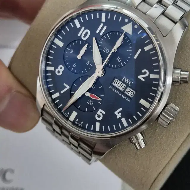 iwc 파일럿 크로노그래프 최신형 iwc시계