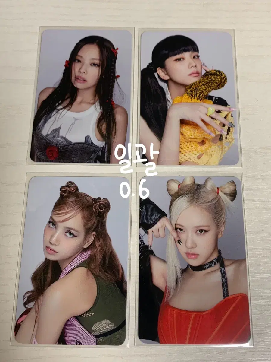 Price drop)Black Pink photocard jennie jisoo lisa Rose