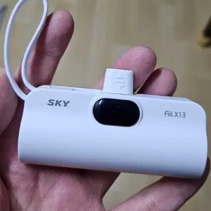 새상품 5000mah 보조배터리 도킹형 sky