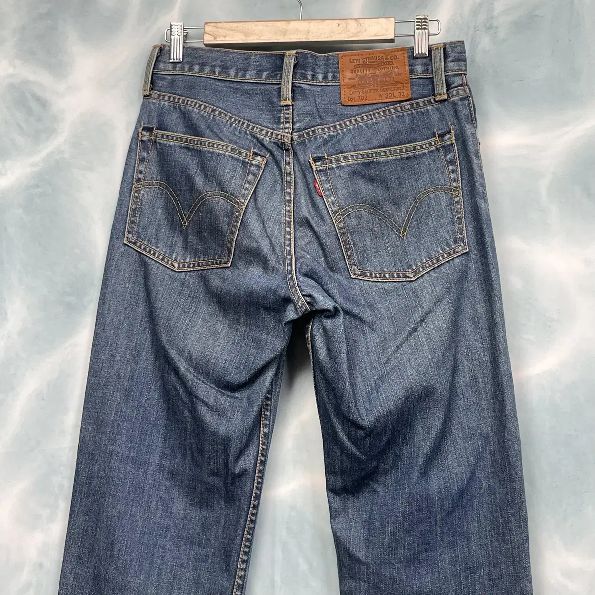 [W30L32] LEVIS 리바이스 702 일본판 청바지_0094