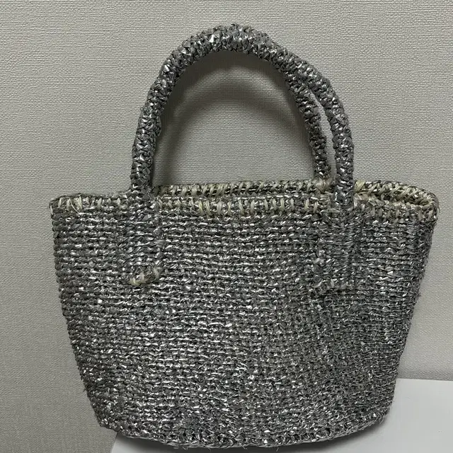 더바넷 mini oval sisal bag