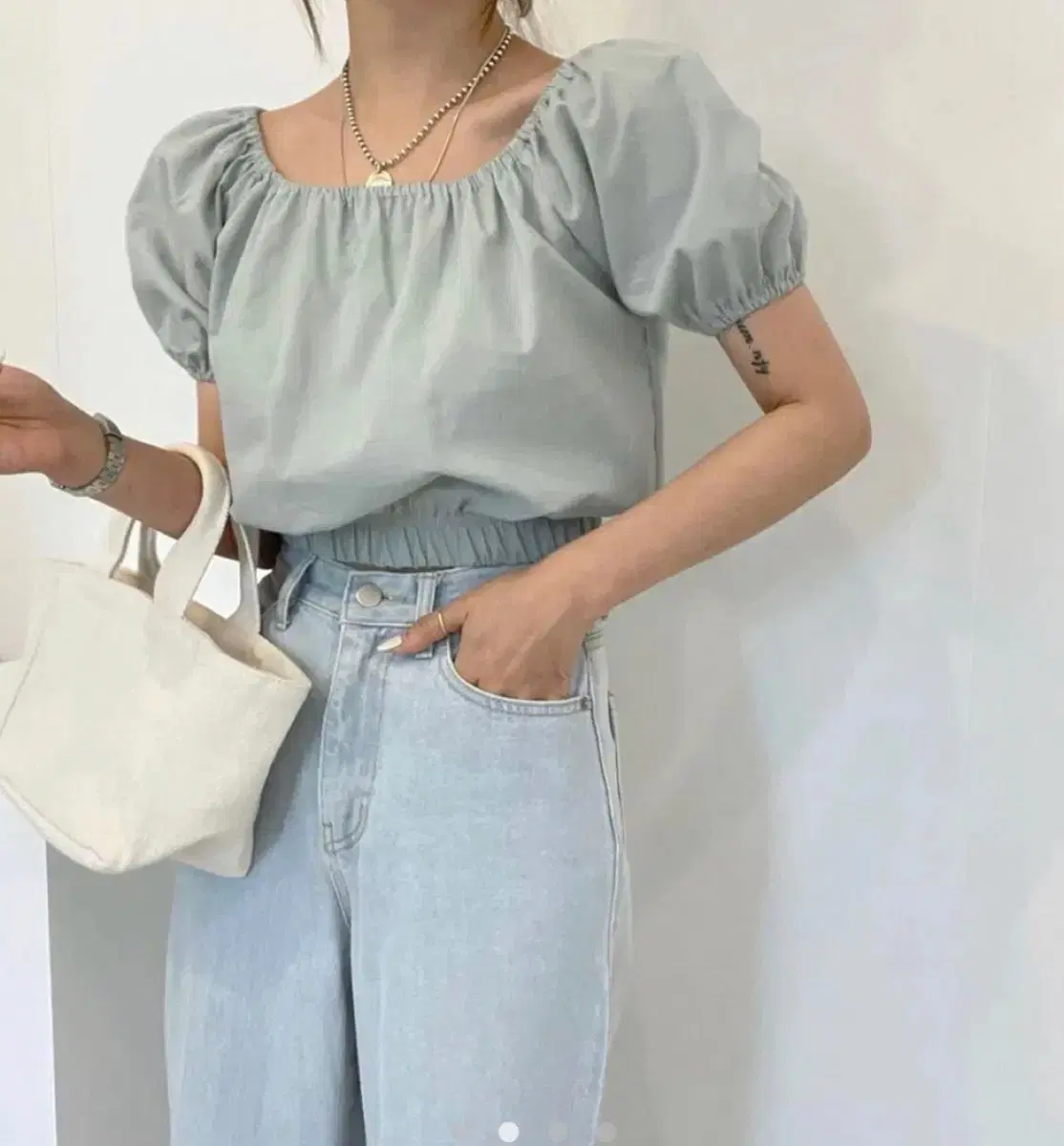 banding crop blouse