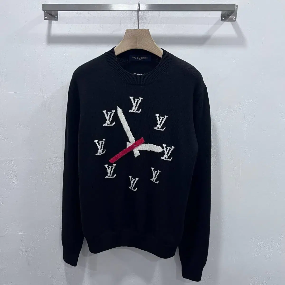 Louis Vuitton Clark Embroidered Knit / M